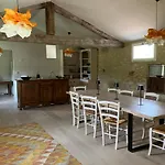 Vakantiehuis Mas Du 18e Siecle Au Calme Entoure De Champs De Lavandes *