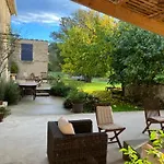 Vakantiehuis Mas Du 18e Siecle Au Calme Entoure De Champs De Lavandes *